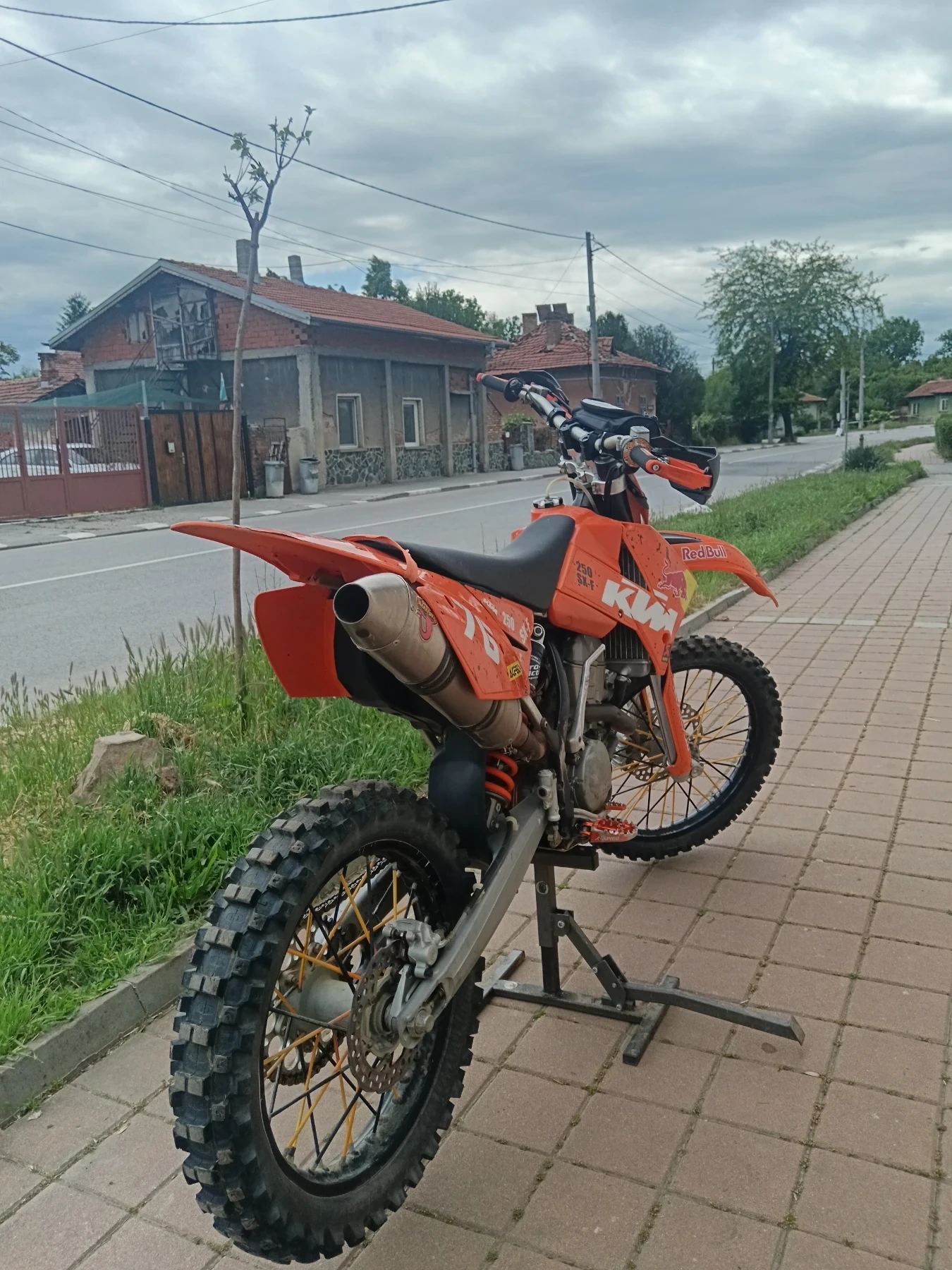 Ktm SX-F 250 - изображение 2