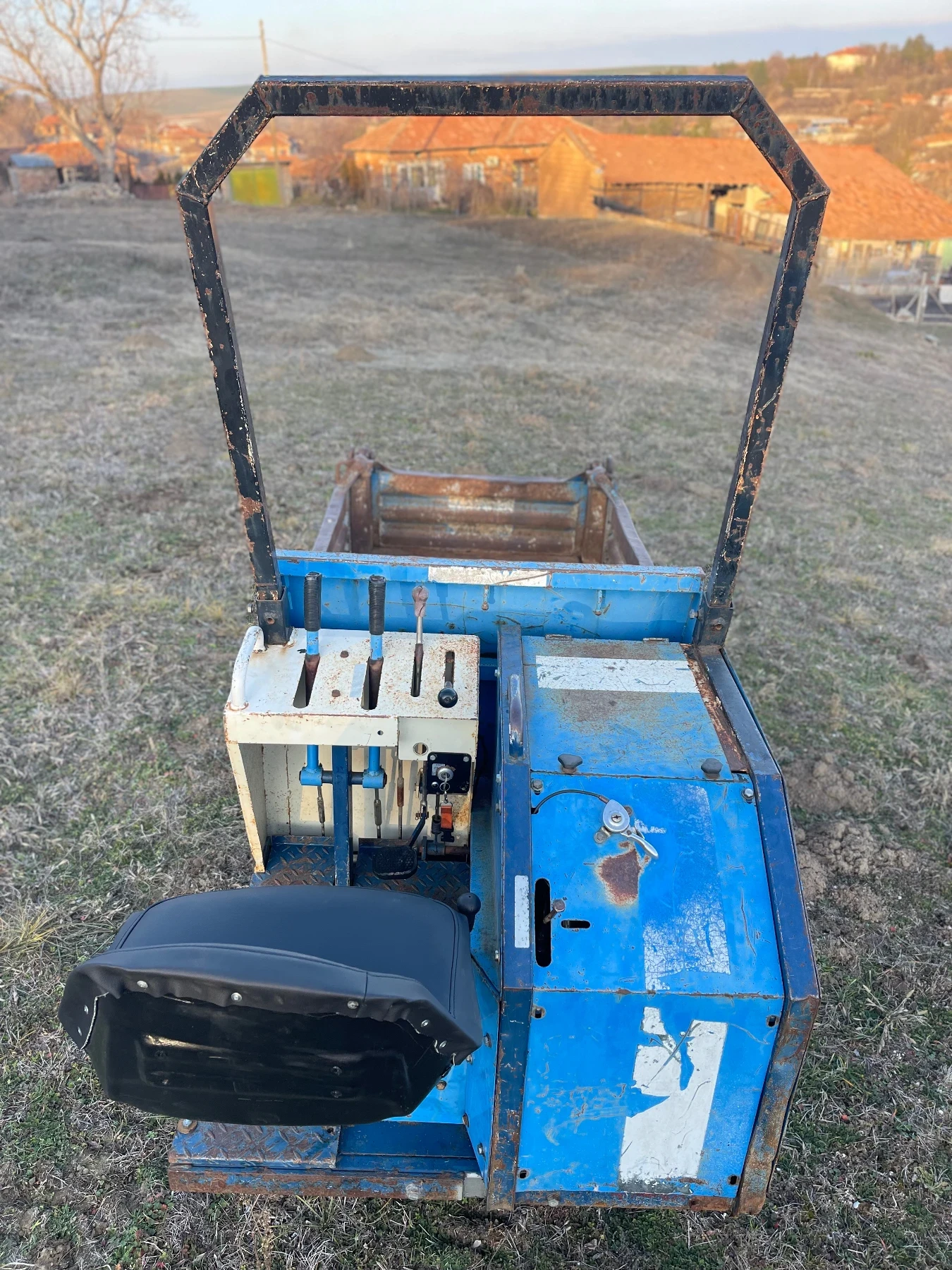 Други специализирани машини Друга Дъмпер TAKEUCHI TC 960 D3 - изображение 8