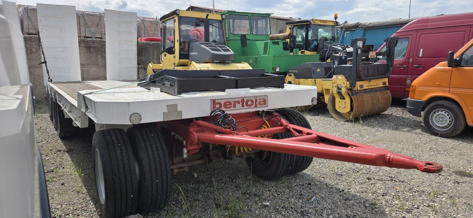 За камион Други Bertoja, снимка 3 - Ремаркета - 54631748