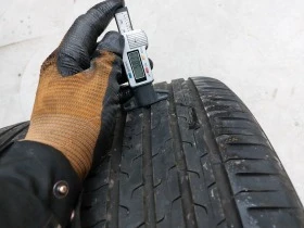 Гуми Летни 205/55R17, снимка 3