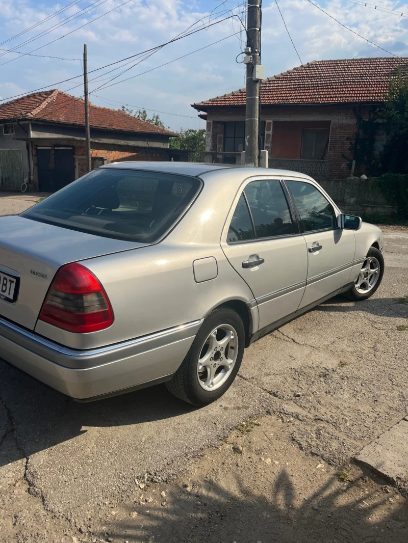 Mercedes-Benz C 200, снимка 1 - Автомобили и джипове - 48655186