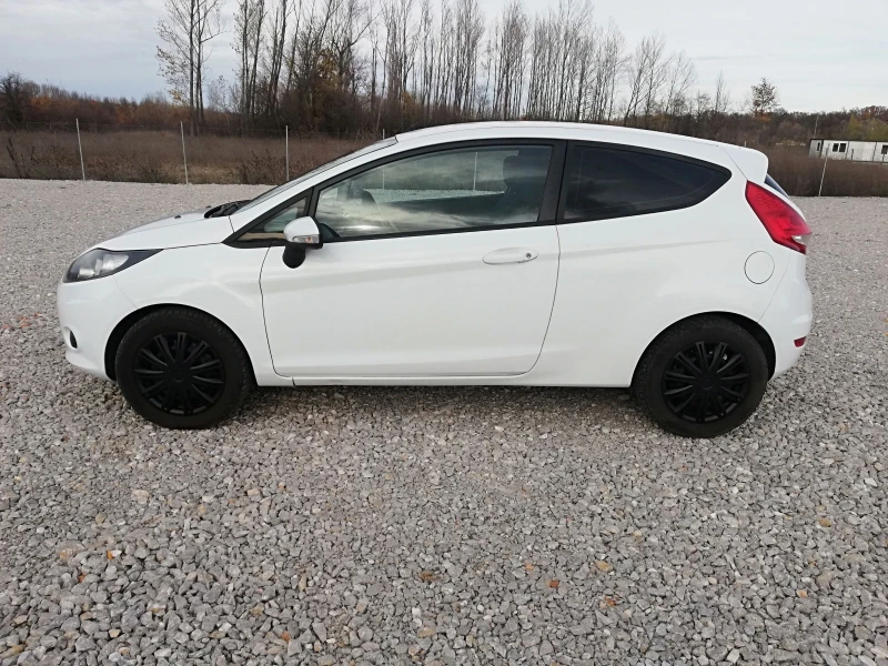 Ford Fiesta 1.4i klima gaz, снимка 3 - Автомобили и джипове - 48040700