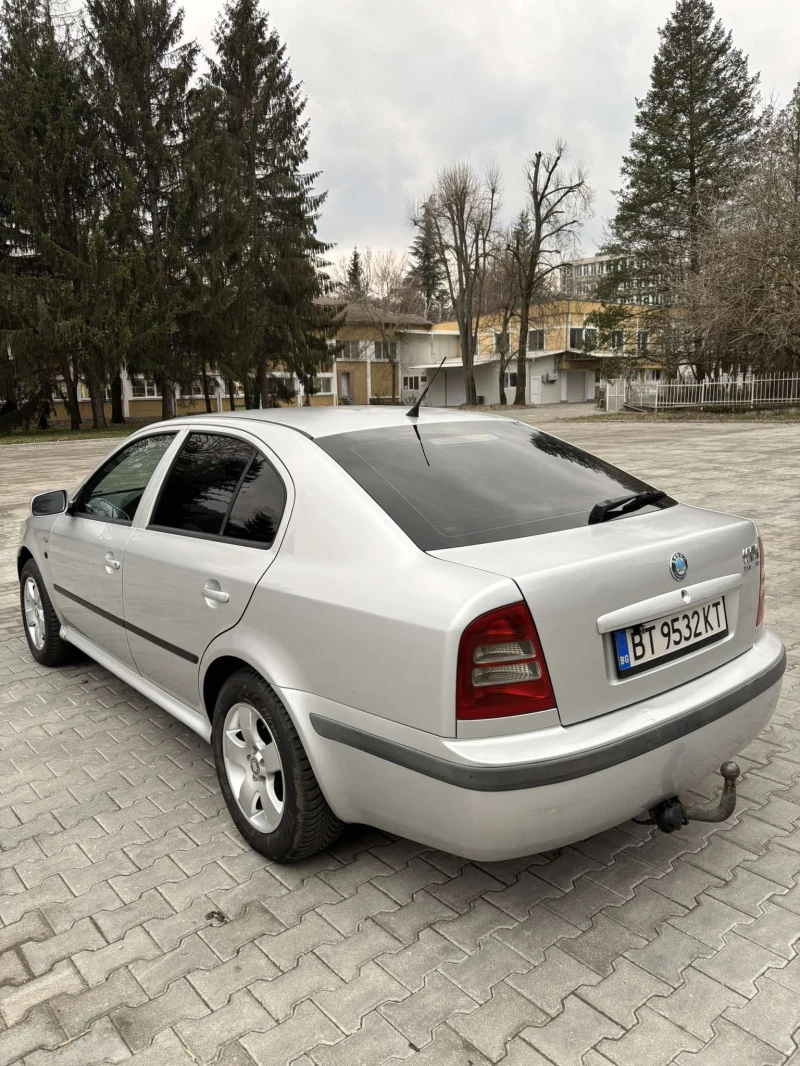 Skoda Octavia 1.9 TDI, снимка 6 - Автомобили и джипове - 49011438