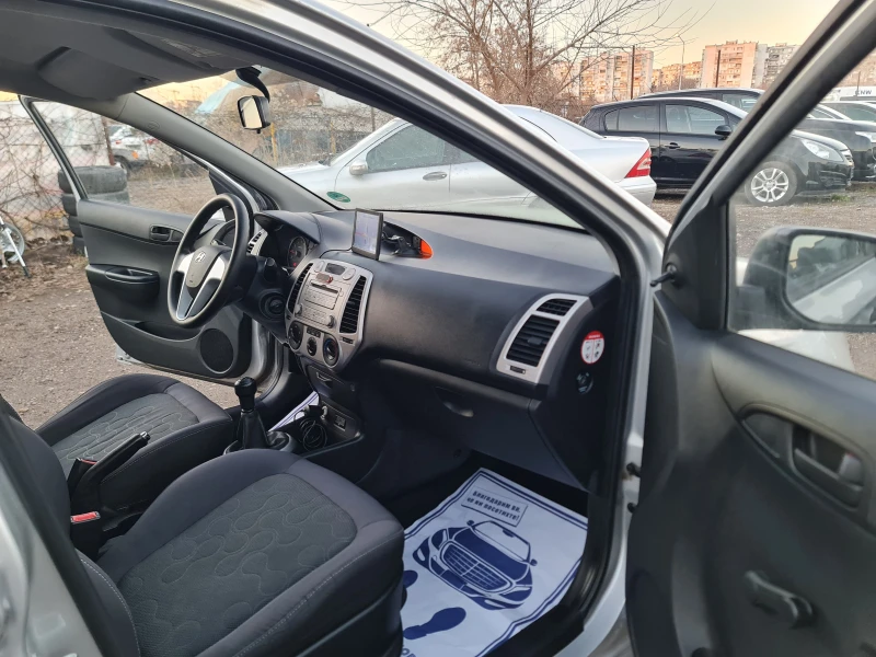 Hyundai I20 УНИКАТ, снимка 11 - Автомобили и джипове - 49072964