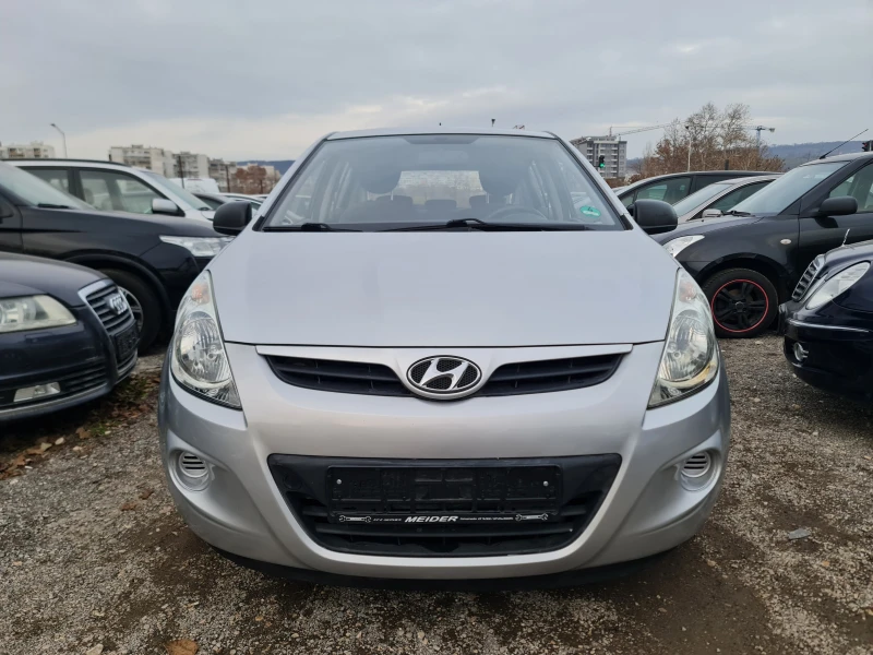 Hyundai I20 УНИКАТ, снимка 2 - Автомобили и джипове - 49072964