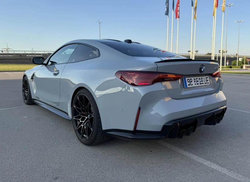 BMW M4 Competition xdrive, снимка 13 - Автомобили и джипове - 52555592