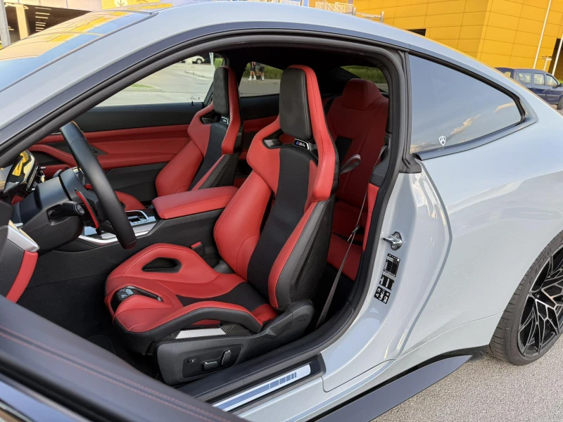 BMW M4 Competition xdrive, снимка 8 - Автомобили и джипове - 52555592