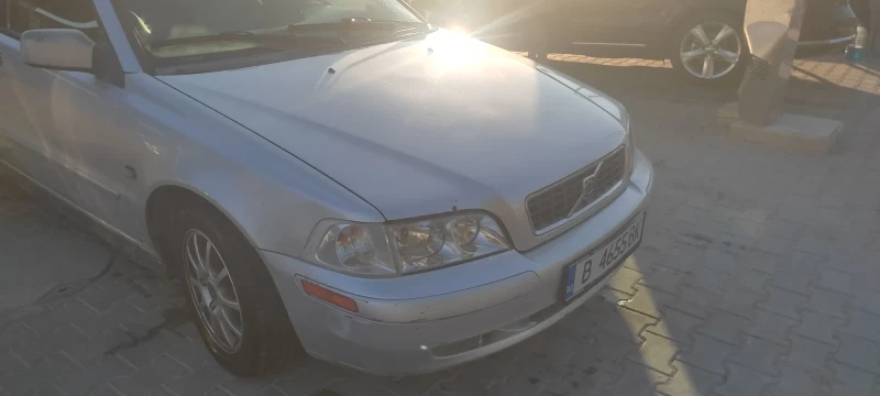 Volvo V40, снимка 2 - Автомобили и джипове - 52837156