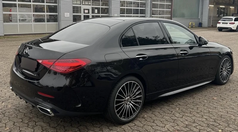 Mercedes-Benz C 300, снимка 2 - Автомобили и джипове - 52597818