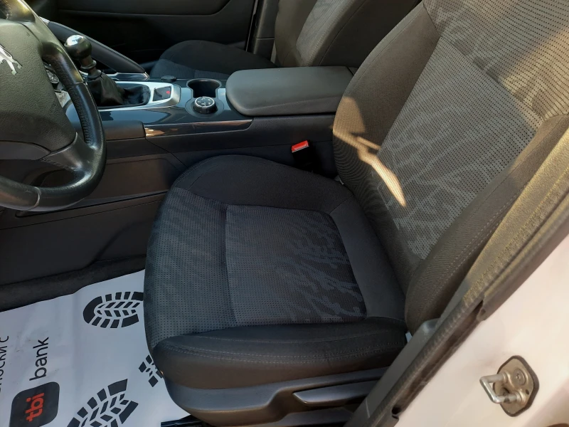 Peugeot 3008 1.6eHDI 115ps., снимка 8 - Автомобили и джипове - 52934332