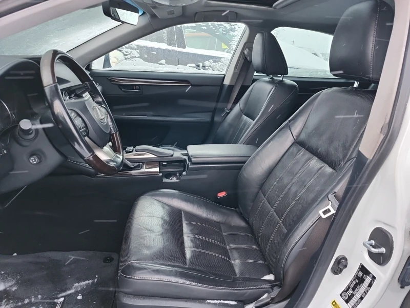 Lexus ES 300 H * * CARFAX * * АВТО КРЕДИТ * * , снимка 5 - Автомобили и джипове - 53277868