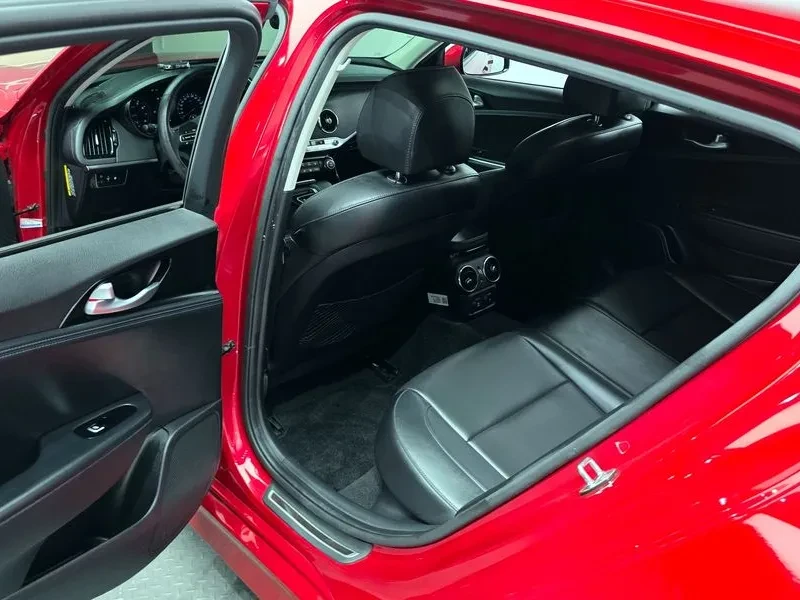 Kia Stinger 2.0 Turbo 2Wd Prime, снимка 11 - Автомобили и джипове - 55090343