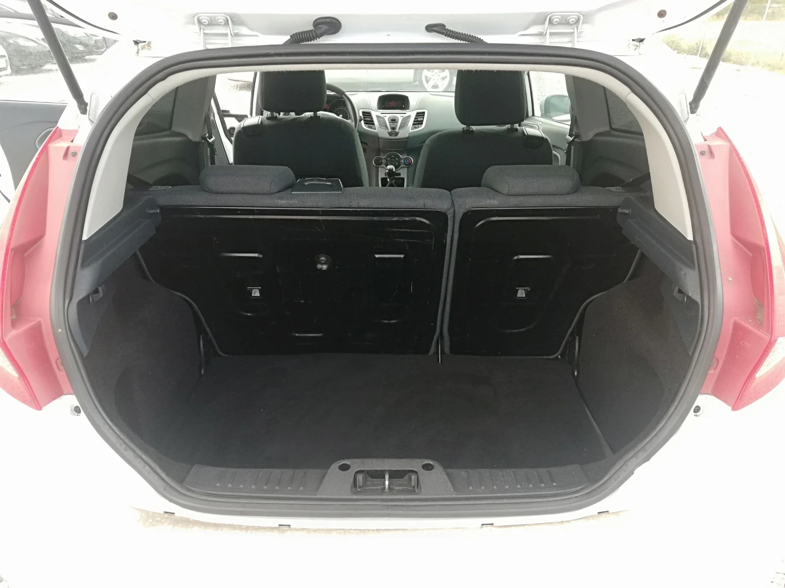 Ford Fiesta 1.4i klima gaz | Mobile.bg — изображение 12