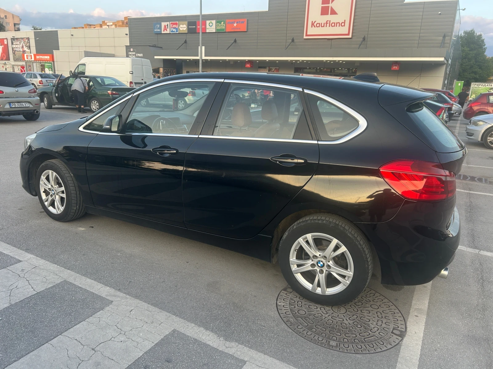 BMW 2 Active Tourer 218D Luxury  - изображение 8