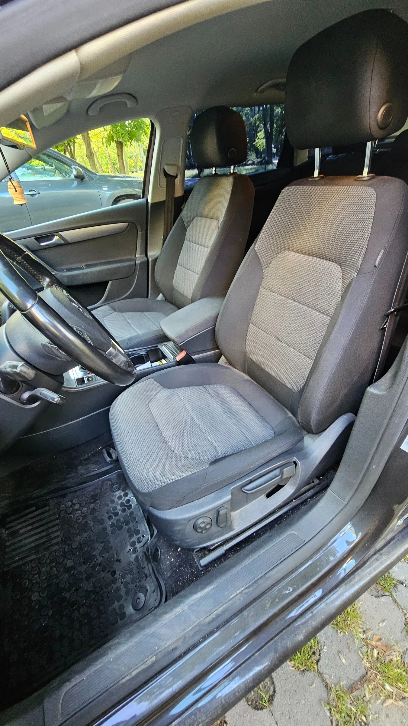 VW Passat 2.0 TDI Bluemotion - изображение 9
