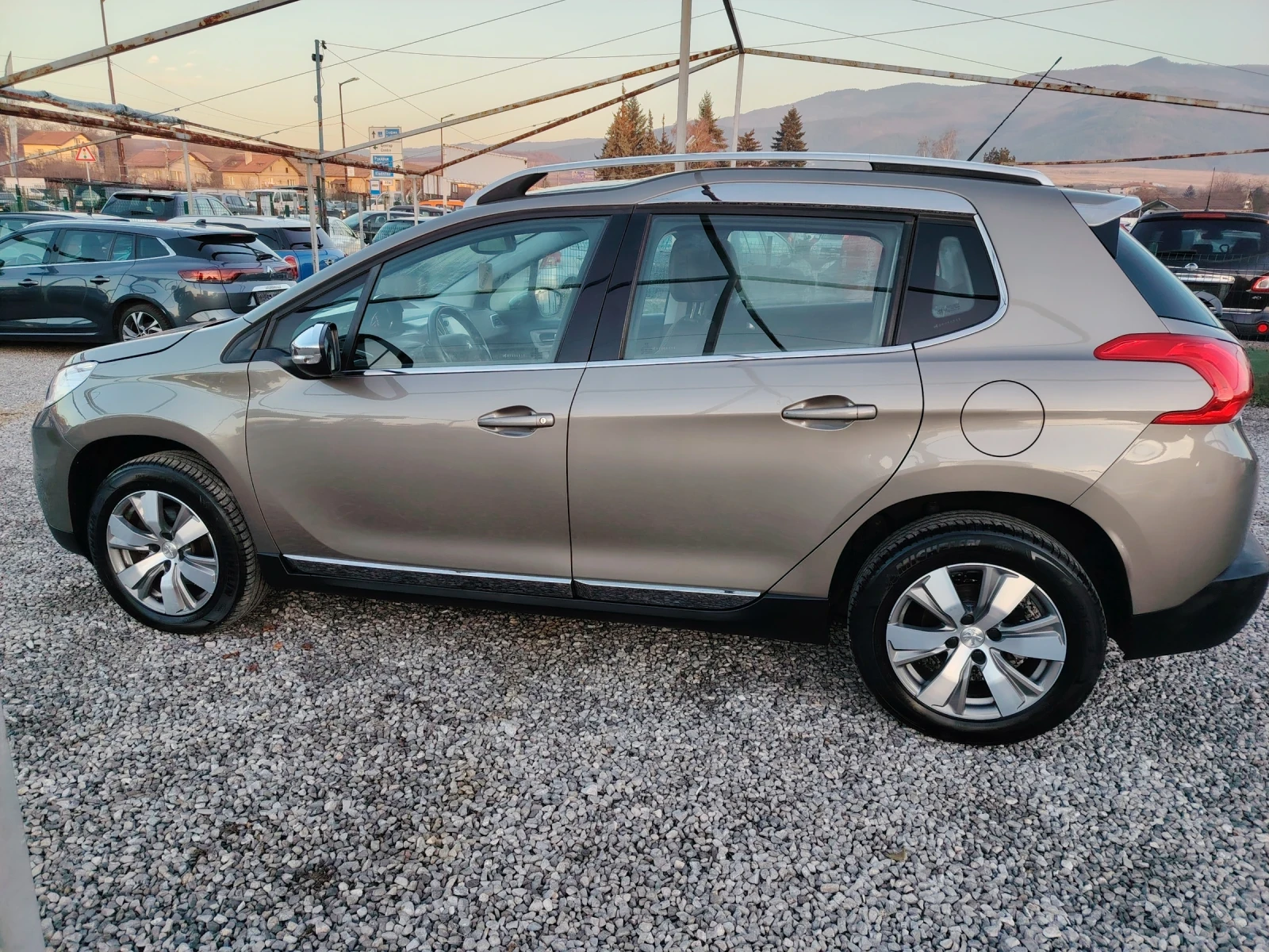 Peugeot 2008 1.2 auto e6 | Mobile.bg � ����������� 5