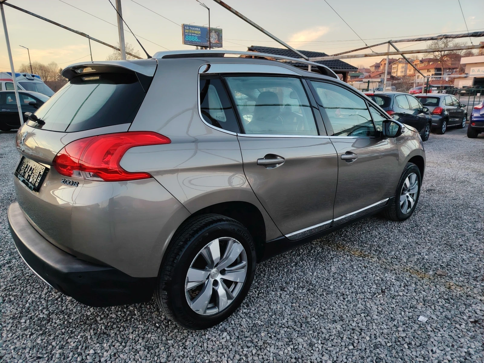 Peugeot 2008 1.2 auto e6 | Mobile.bg � ����������� 4