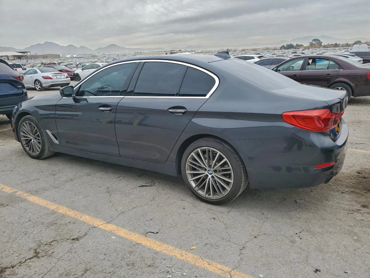 BMW 530  - изображение 6