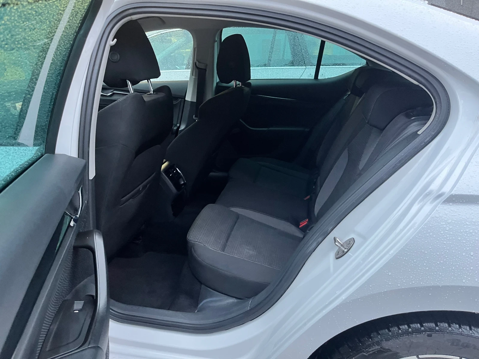 Skoda Octavia 1.5 TSI - изображение 7