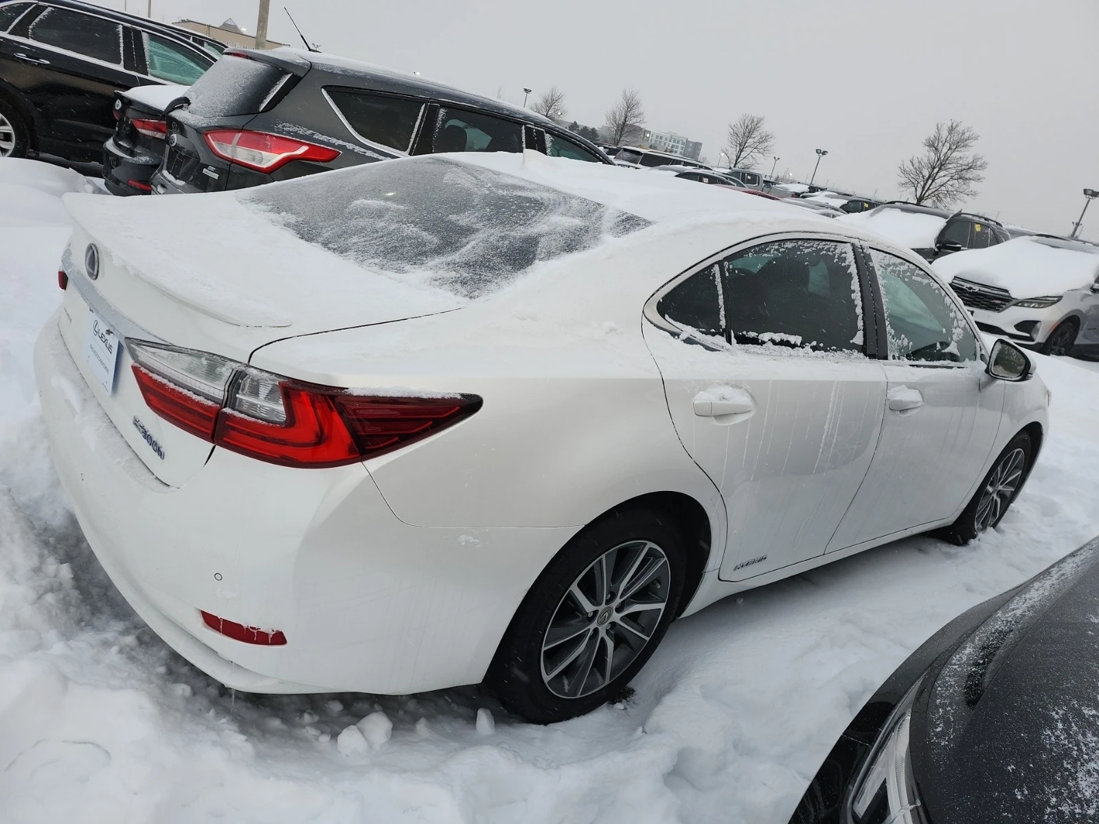 Lexus ES 300 H * * CARFAX * * АВТО КРЕДИТ * *  - изображение 3