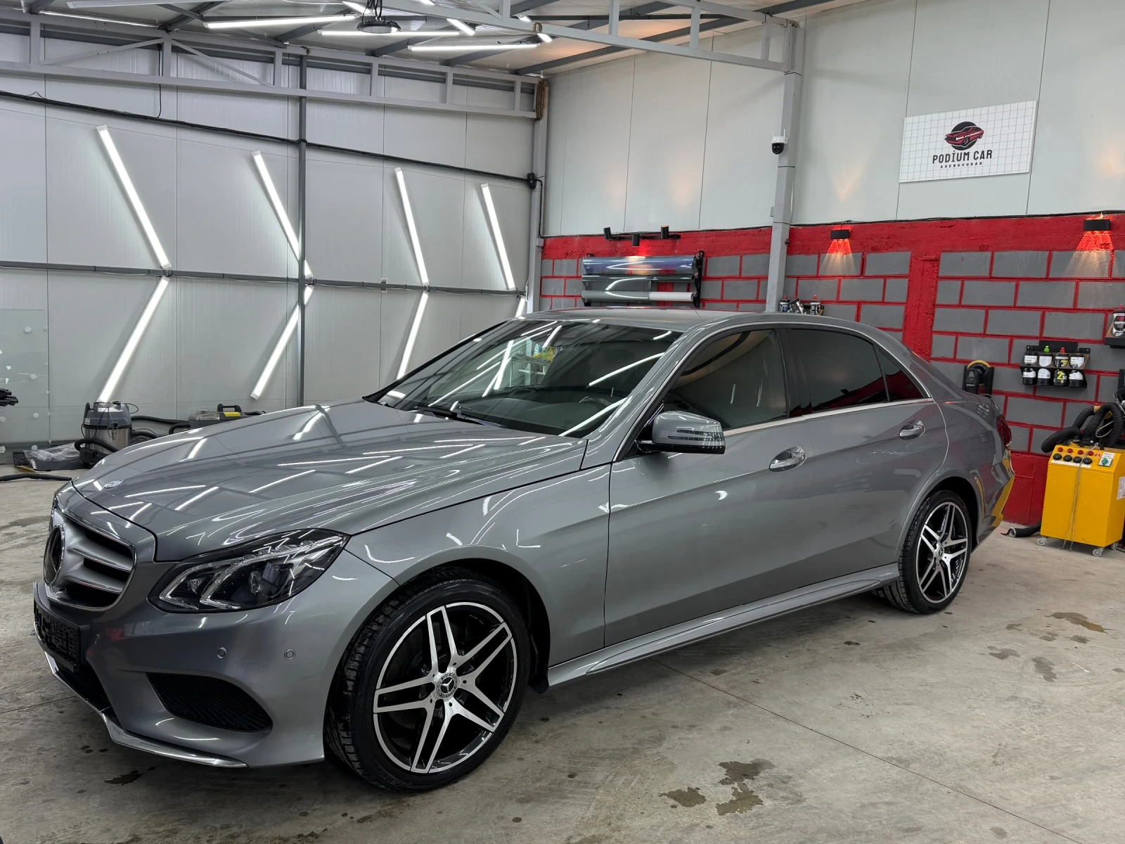 Mercedes-Benz E 300 AMG-LINE/Нов внос от Белгия! - изображение 2