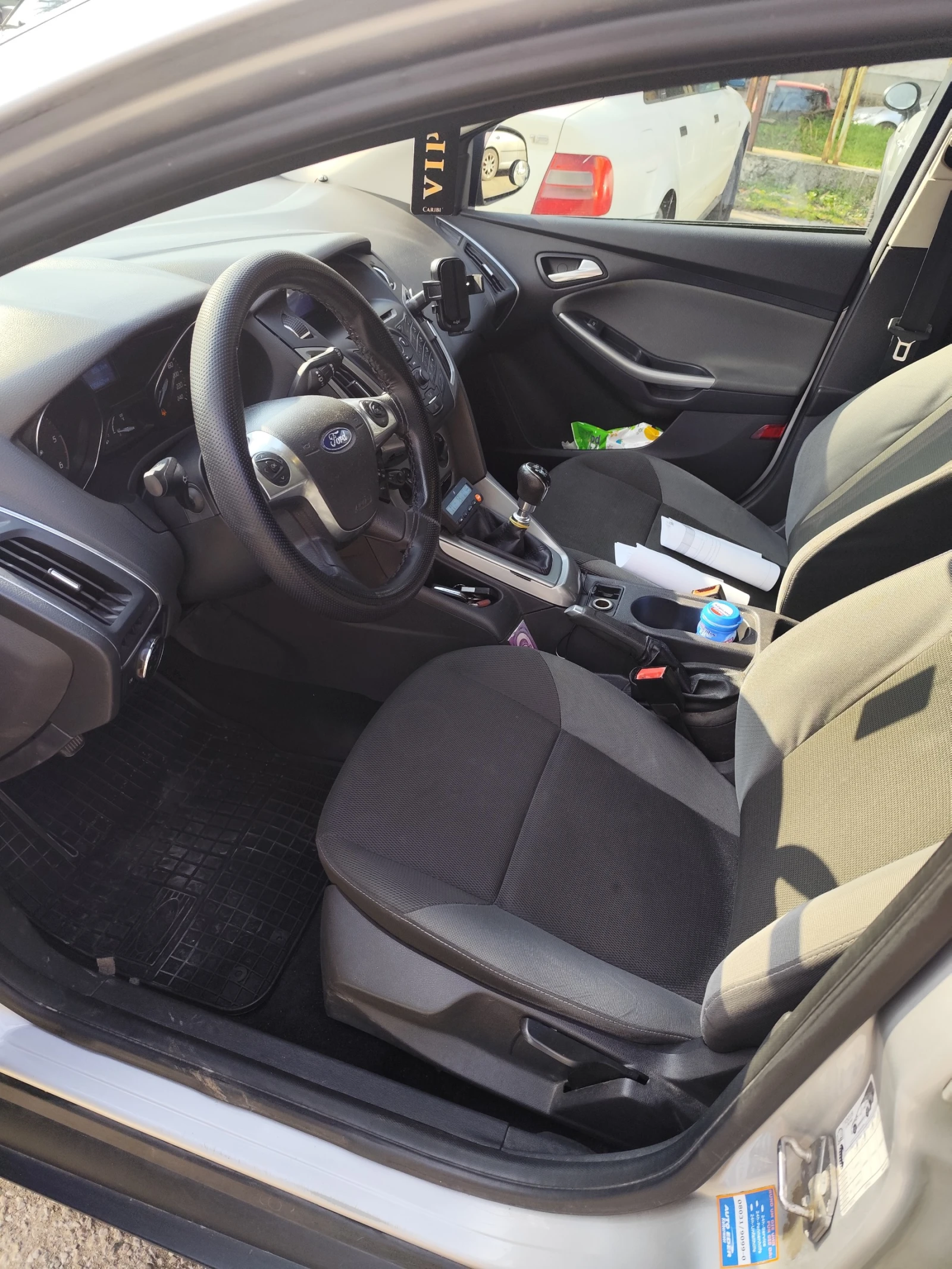 Ford Focus 1.6 HDI, снимка 6 - Автомобили и джипове - 53739457