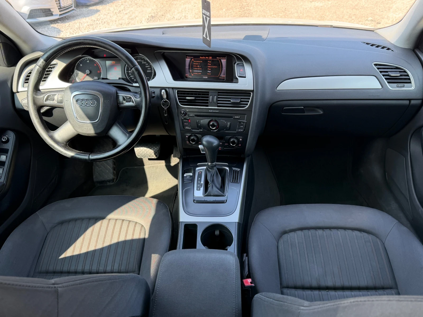 Audi A4 2.0TDI, снимка 9 - Автомобили и джипове - 53750606