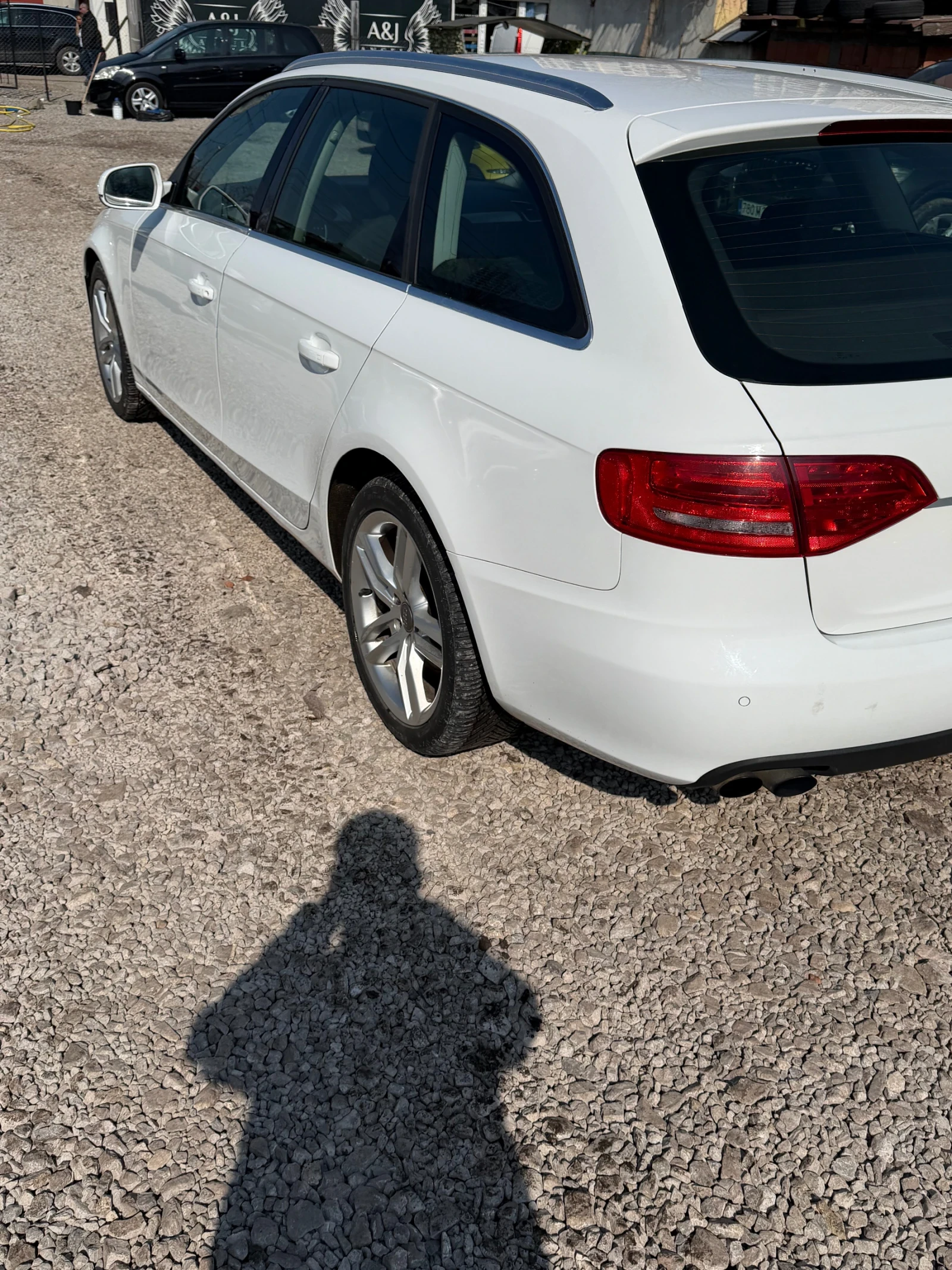 Audi A4 2.0TDI, снимка 7 - Автомобили и джипове - 53750606