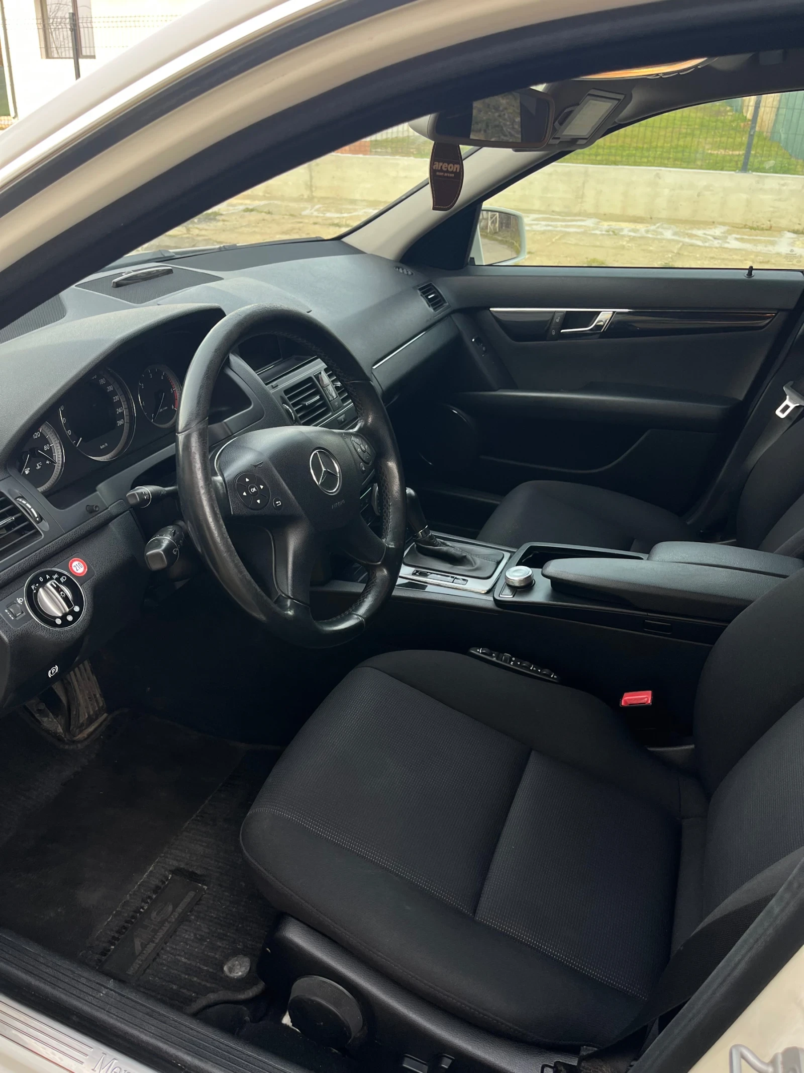 Mercedes-Benz C 220 2.2Cdi 646, снимка 10 - Автомобили и джипове - 53757123