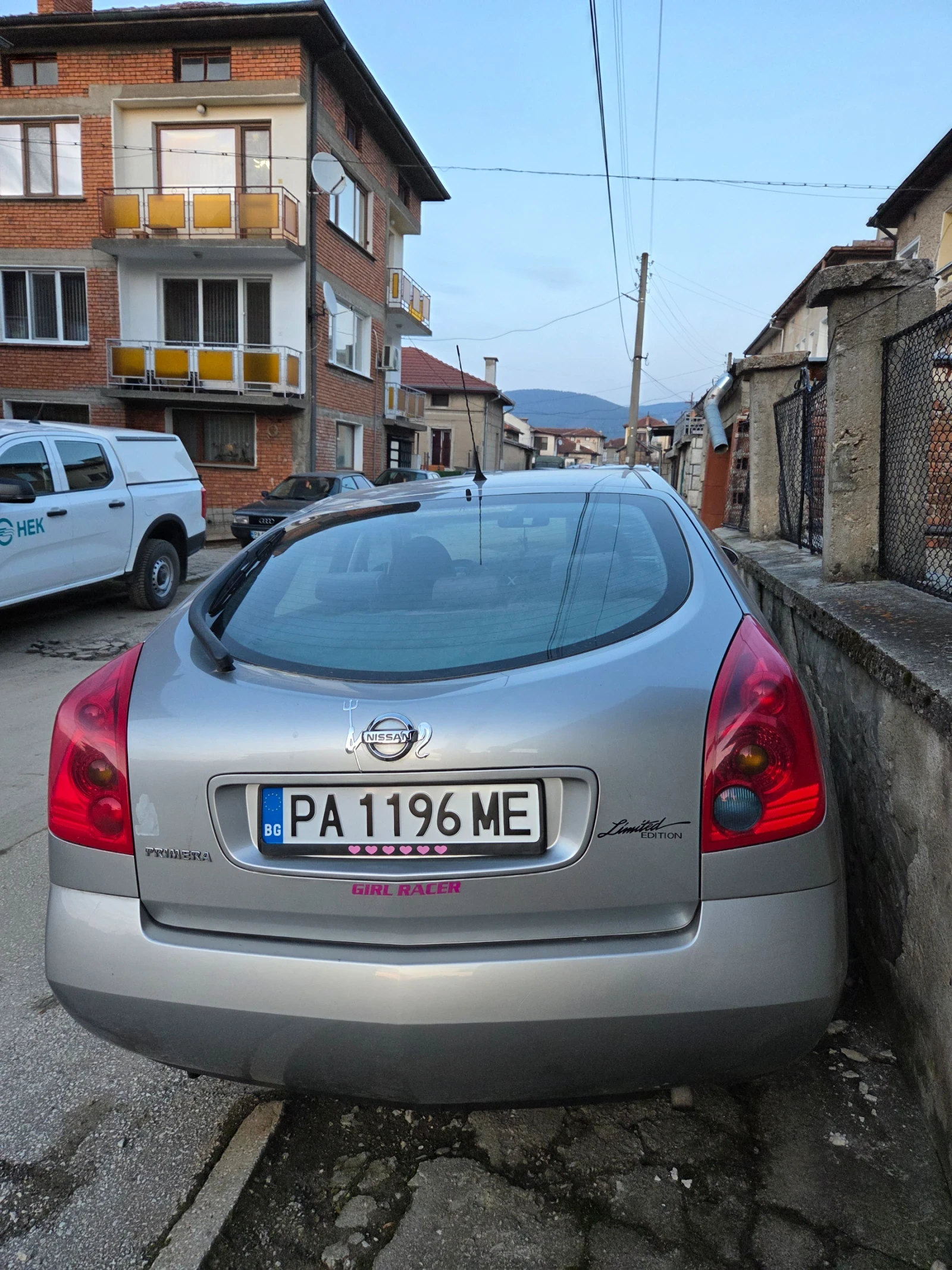 Nissan Primera, снимка 3 - Автомобили и джипове - 53760171