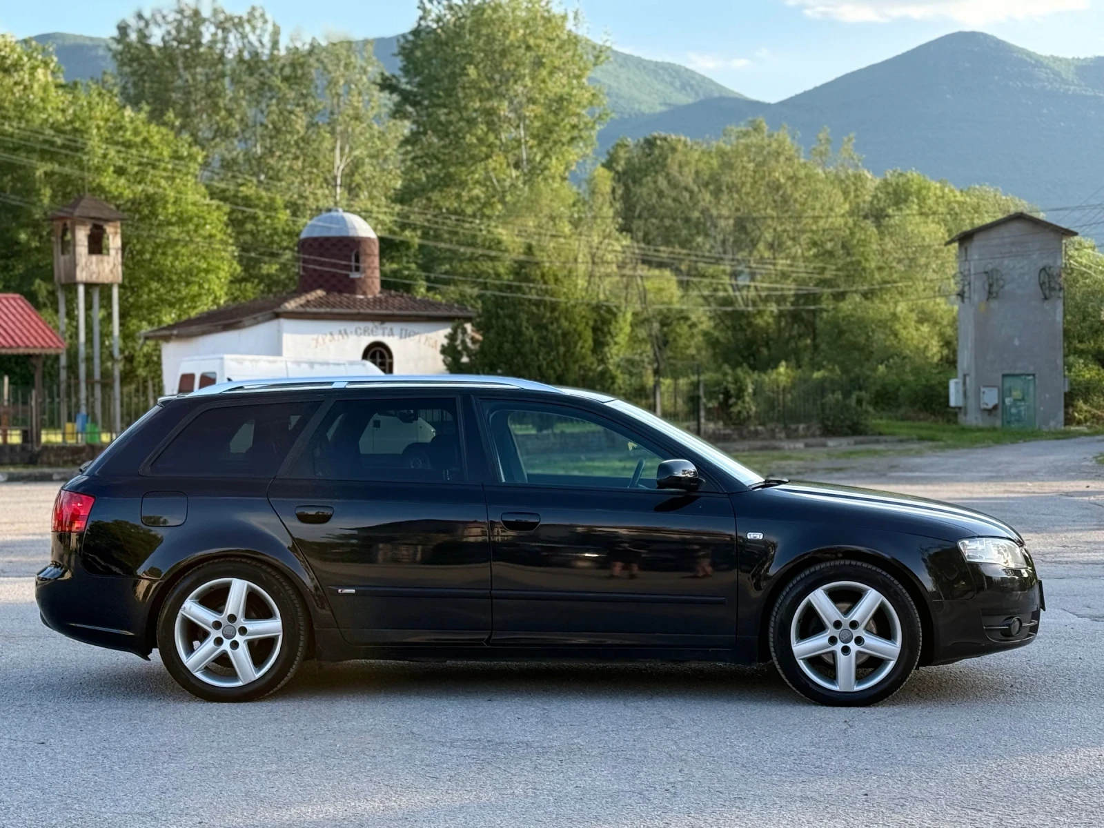 Audi A4 S-line* Navi* Xenon, снимка 4 - Автомобили и джипове - 53917820
