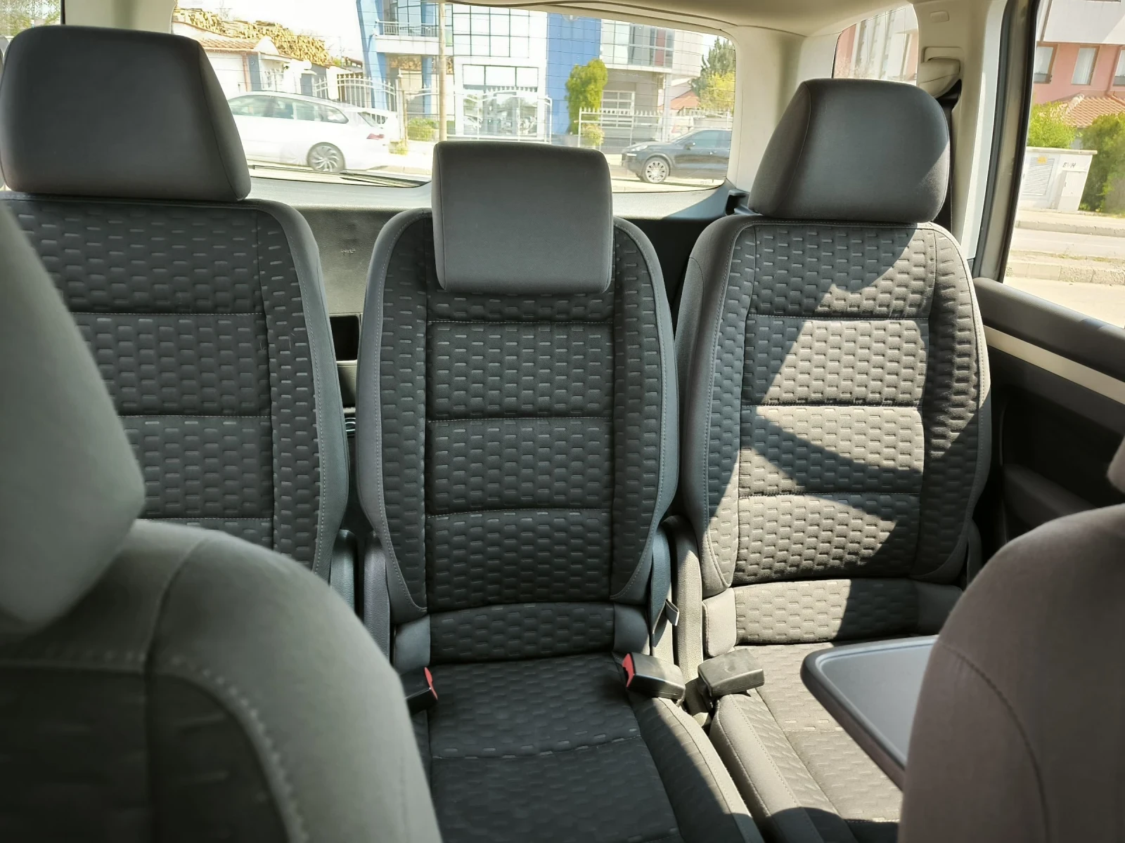VW Touran 1.9TDI , снимка 14 - Автомобили и джипове - 54246737