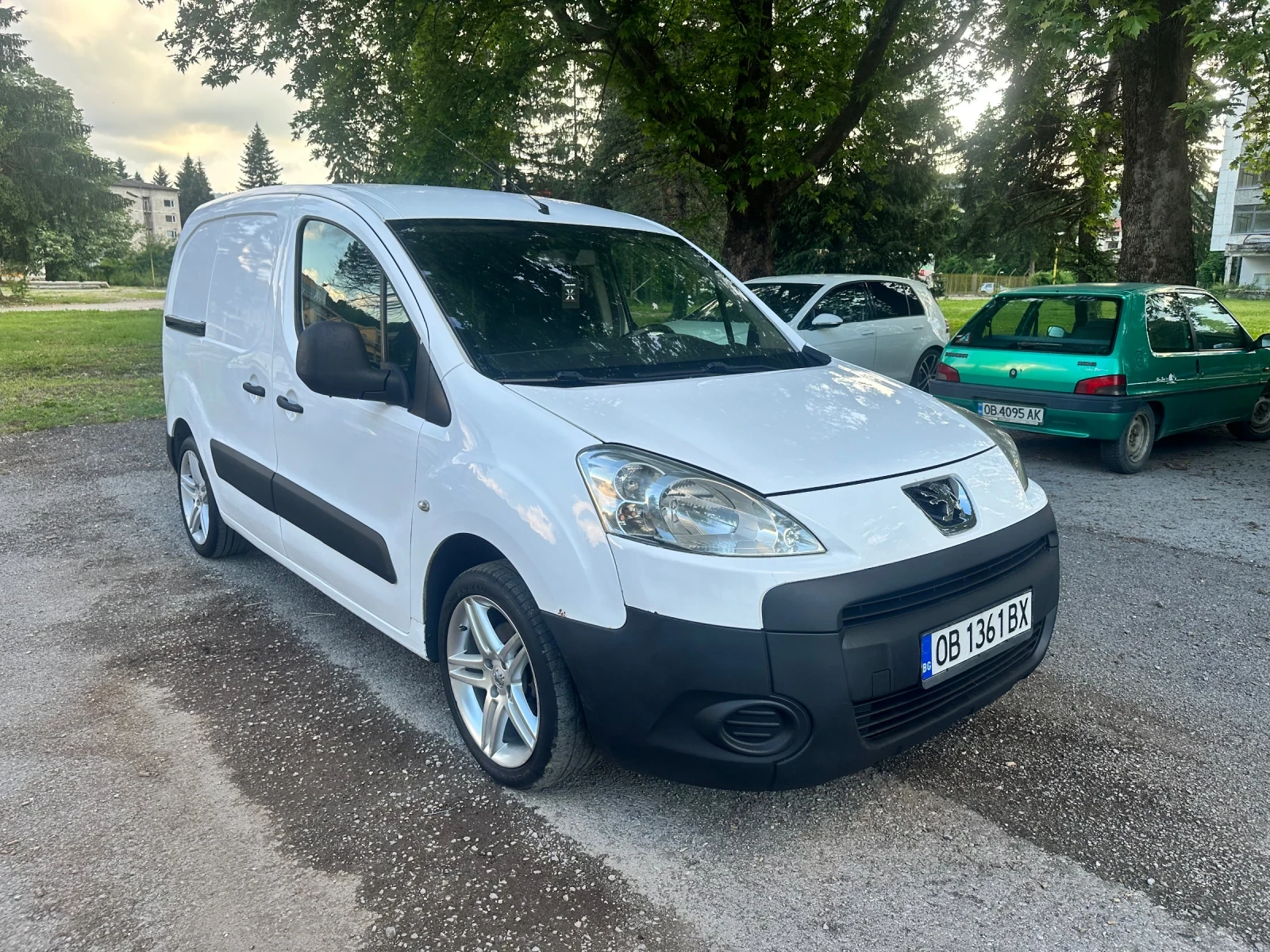Peugeot Partner 1.6 HDI, снимка 6 - Автомобили и джипове - 54794687