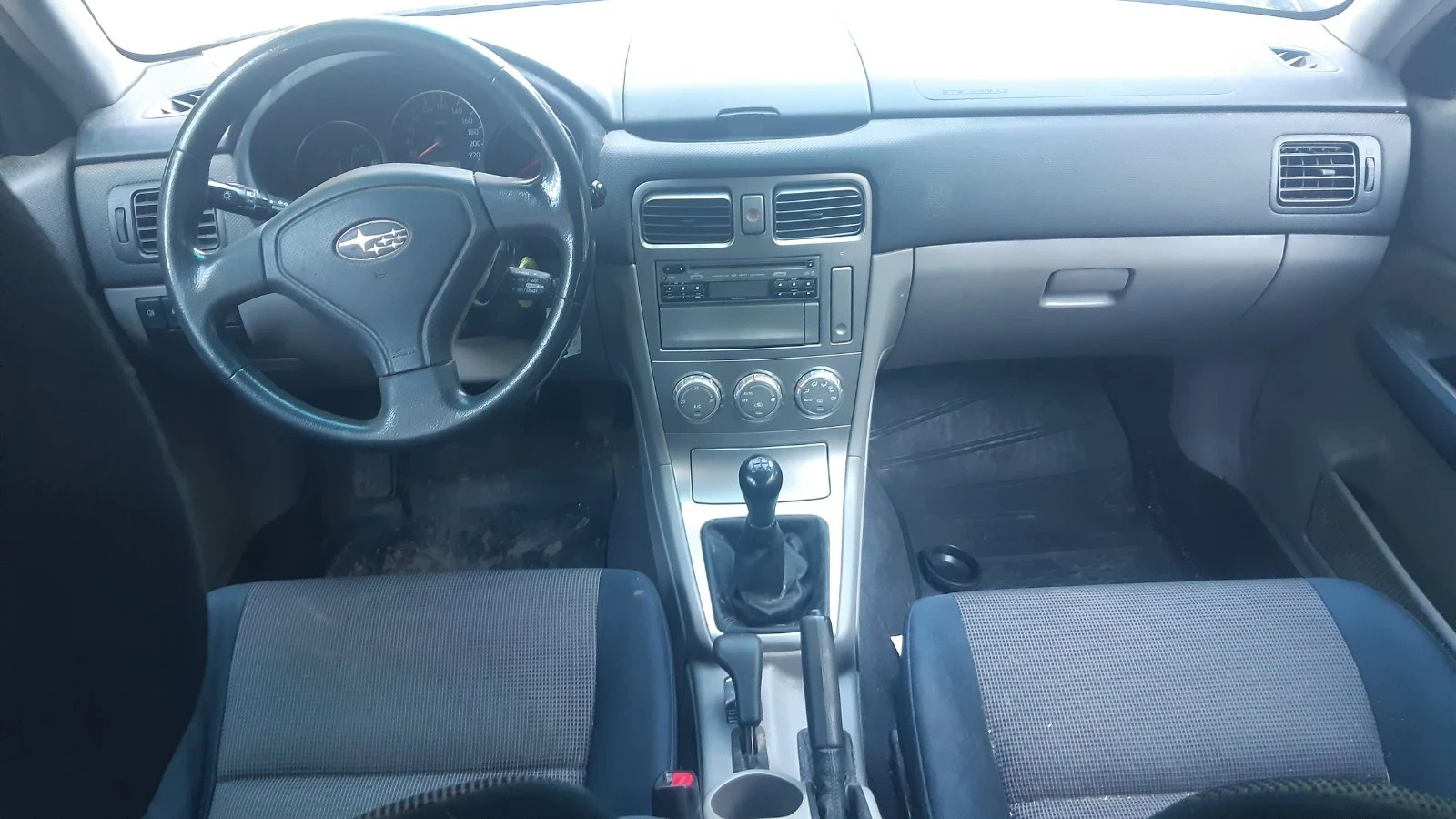 Subaru Forester 2.0 x, снимка 13 - Автомобили и джипове - 54845592