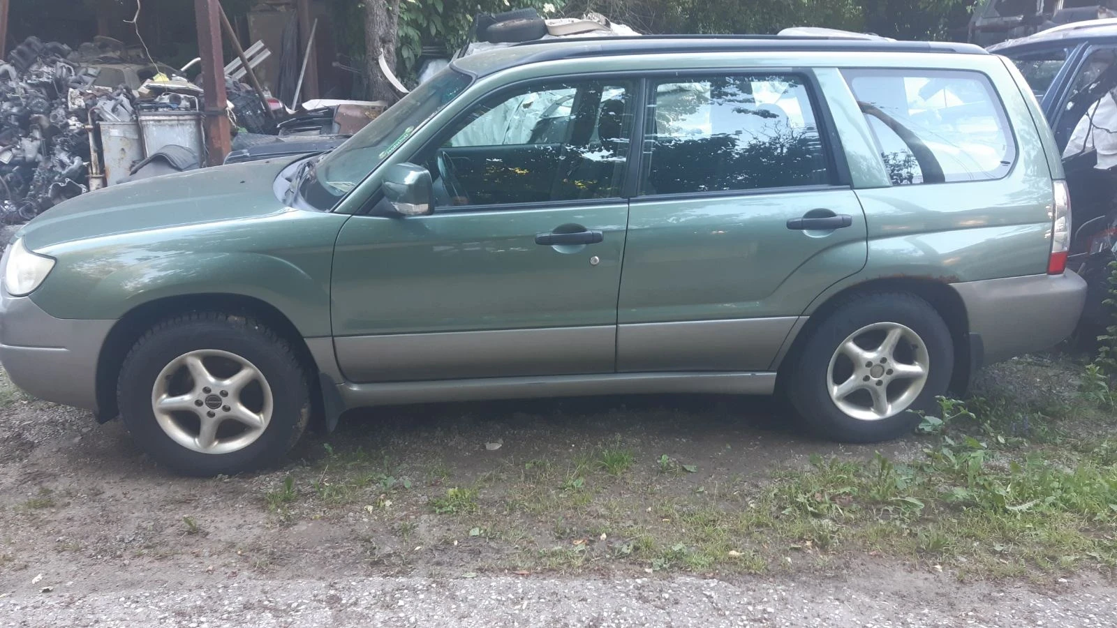 Subaru Forester 2.0 x, снимка 7 - Автомобили и джипове - 54845592