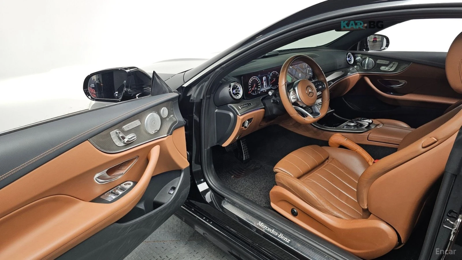 Mercedes-Benz E 450 4MATIC* 360* Подгрев* Обдухване* Кейлес* МАСАЖИ* П, снимка 11 - Автомобили и джипове - 54969637