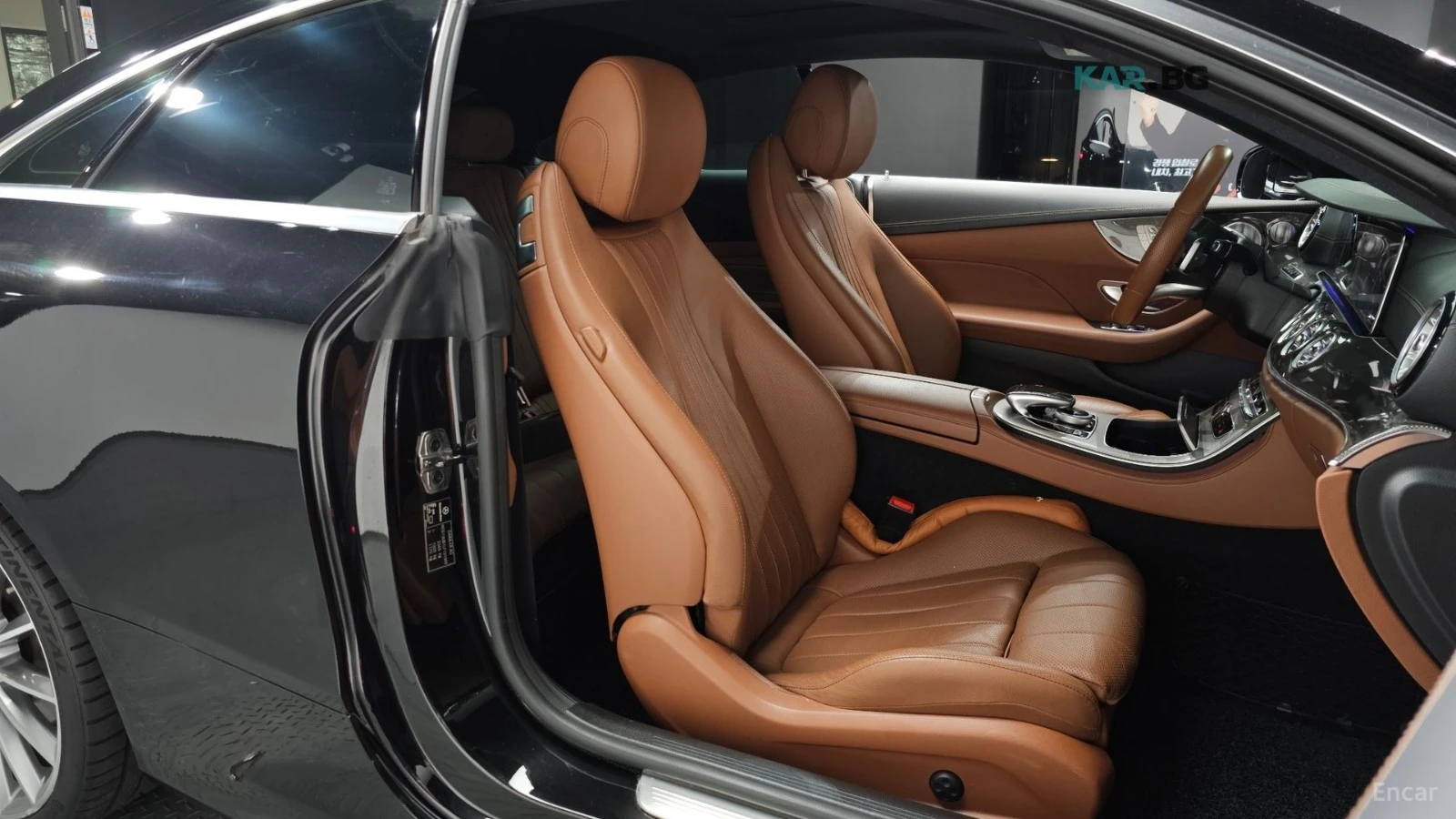 Mercedes-Benz E 450 4MATIC* 360* Подгрев* Обдухване* Кейлес* МАСАЖИ* П, снимка 10 - Автомобили и джипове - 54969637