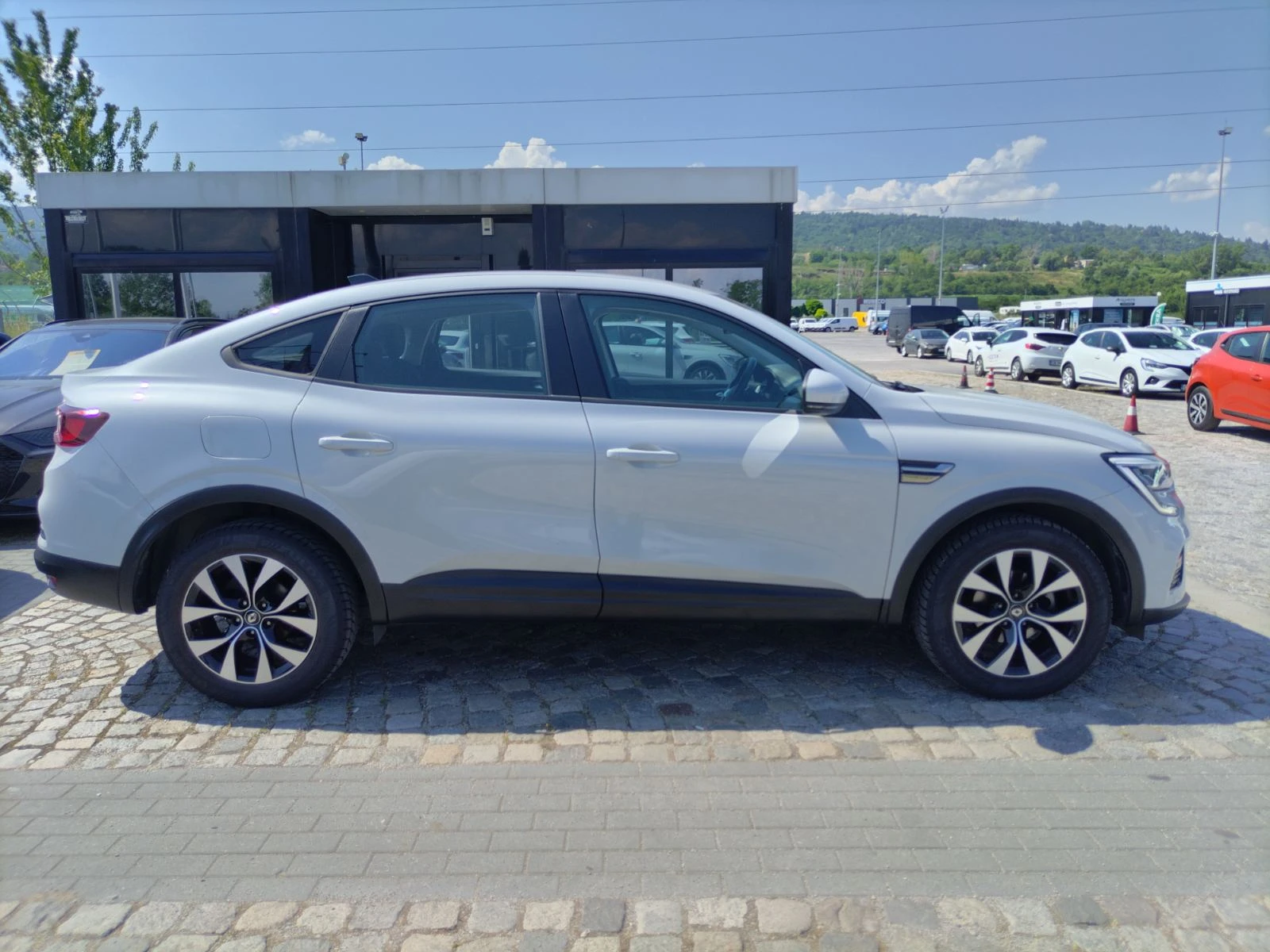 Renault Arkana 1.3Tce/ 140к.с., снимка 7 - Автомобили и джипове - 55086125