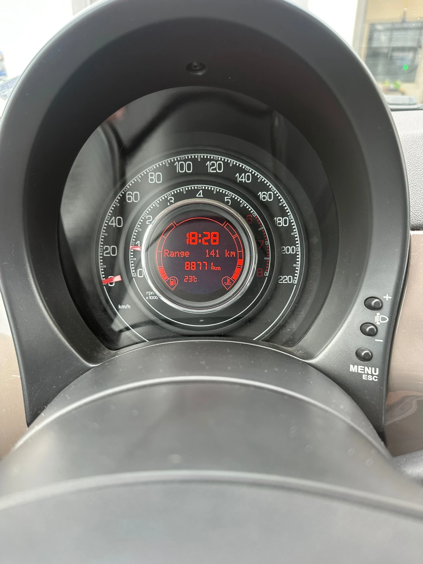 Fiat 500, снимка 9 - Автомобили и джипове - 55180835