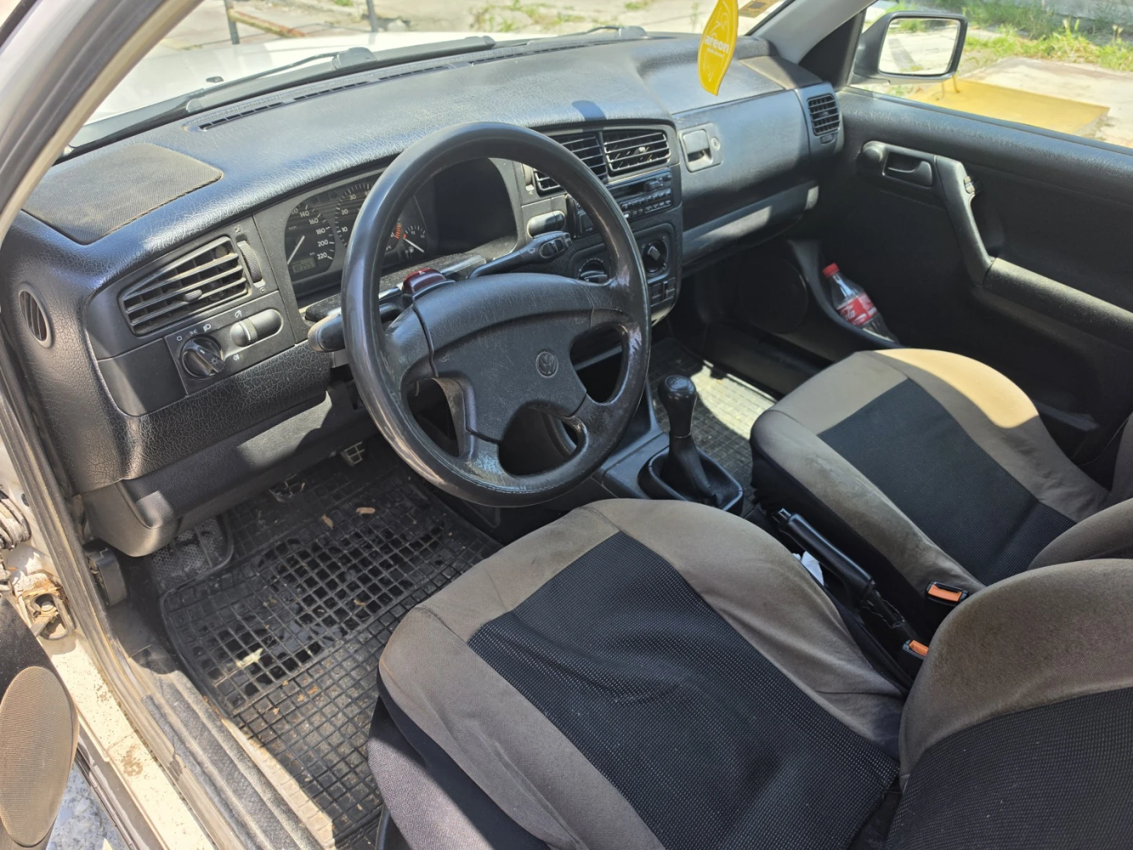 VW Golf 1.6 GT, снимка 9 - Автомобили и джипове - 55186213