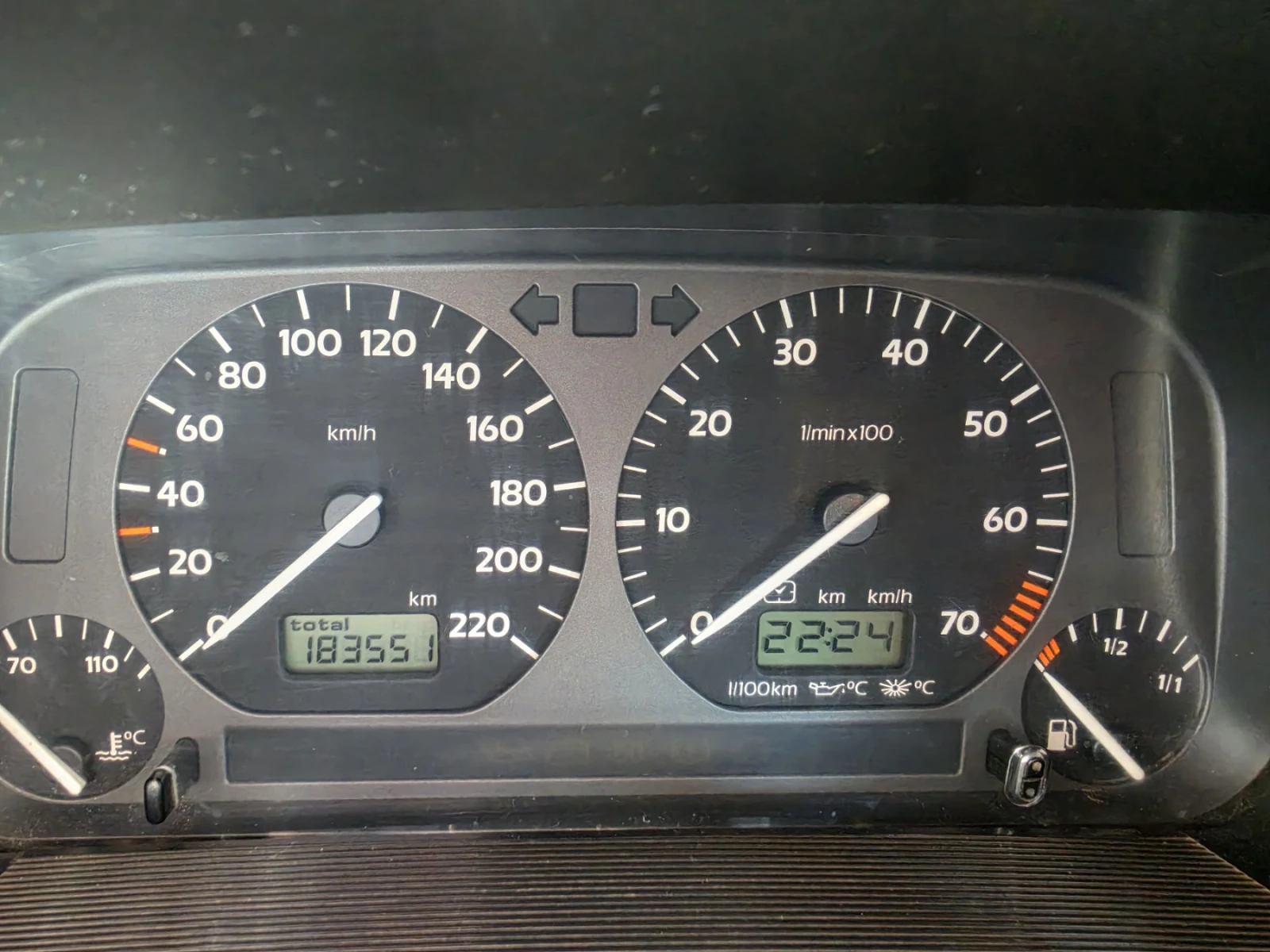 VW Golf 1.6 GT, снимка 7 - Автомобили и джипове - 55186213