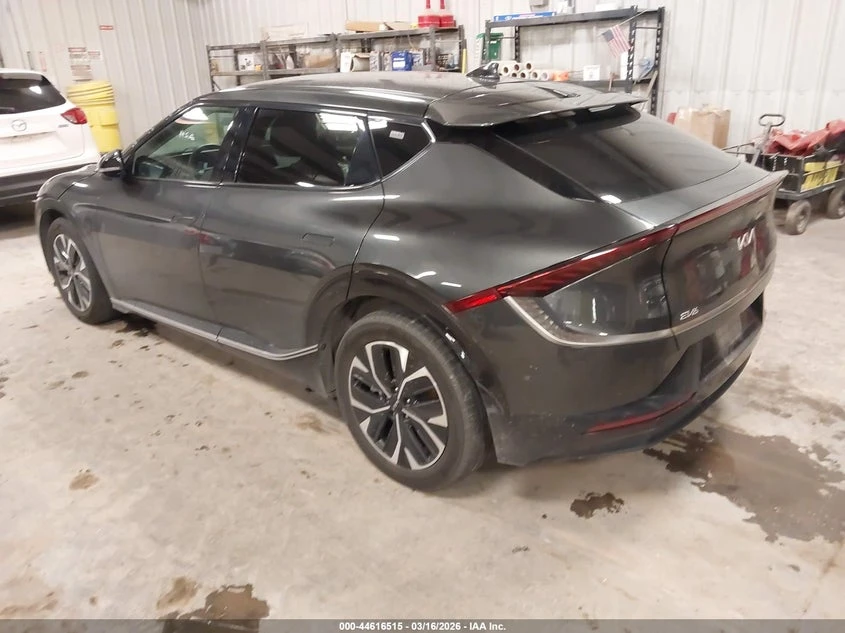 Kia EV6 Wind, снимка 3 - Автомобили и джипове - 55188406