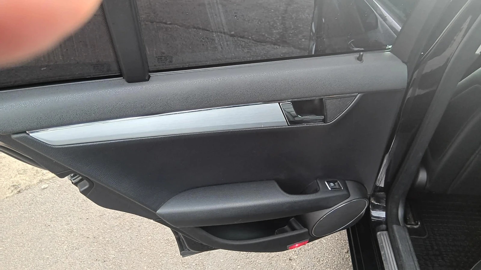 Mercedes-Benz C 220, снимка 14 - Автомобили и джипове - 55252911