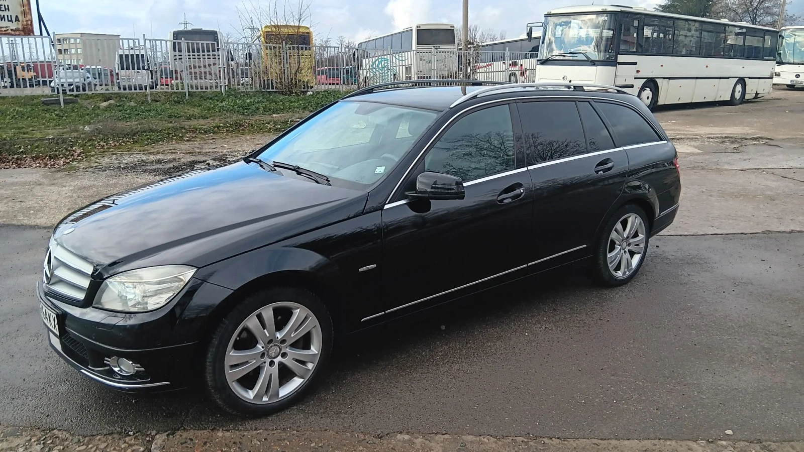 Mercedes-Benz C 220, снимка 3 - Автомобили и джипове - 55252911