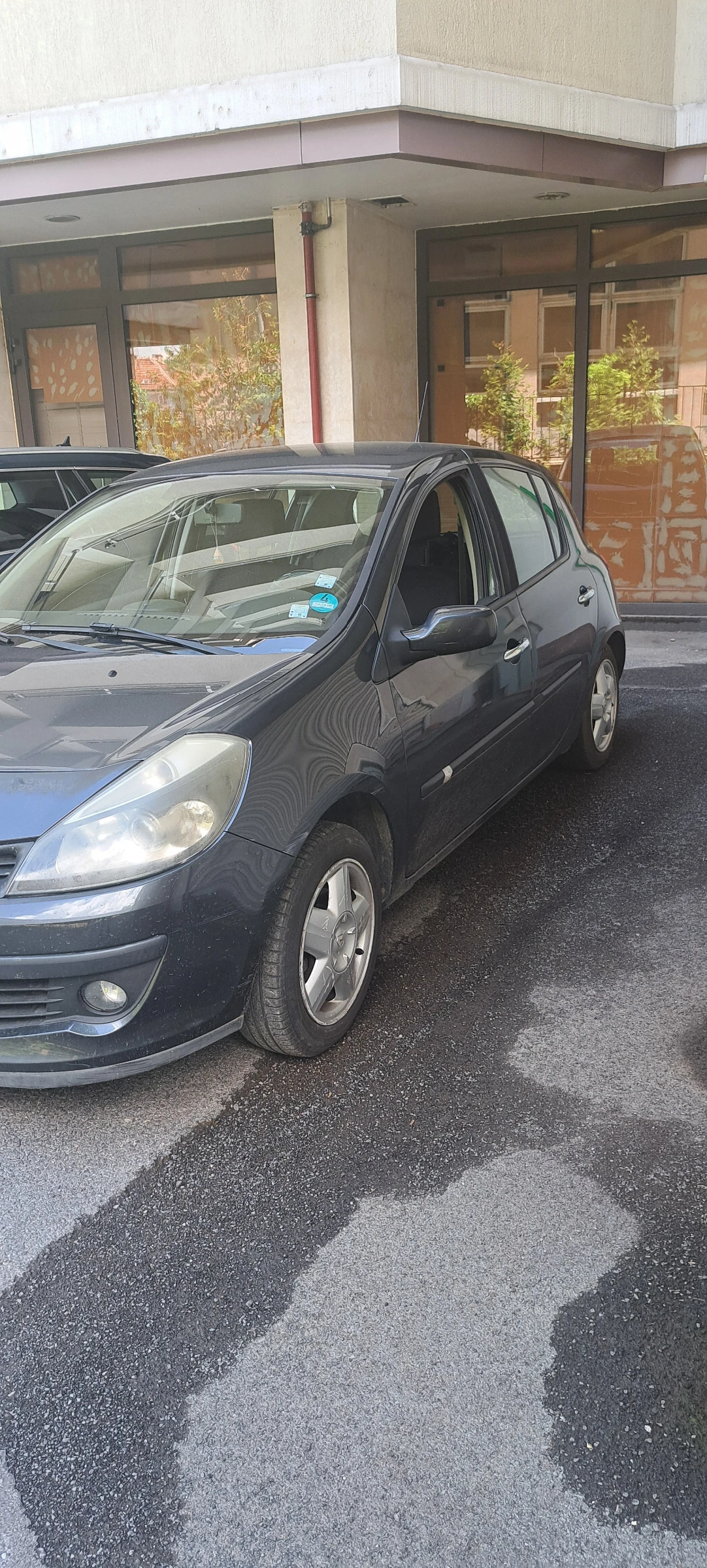 Renault Clio, снимка 2 - Автомобили и джипове - 55645515