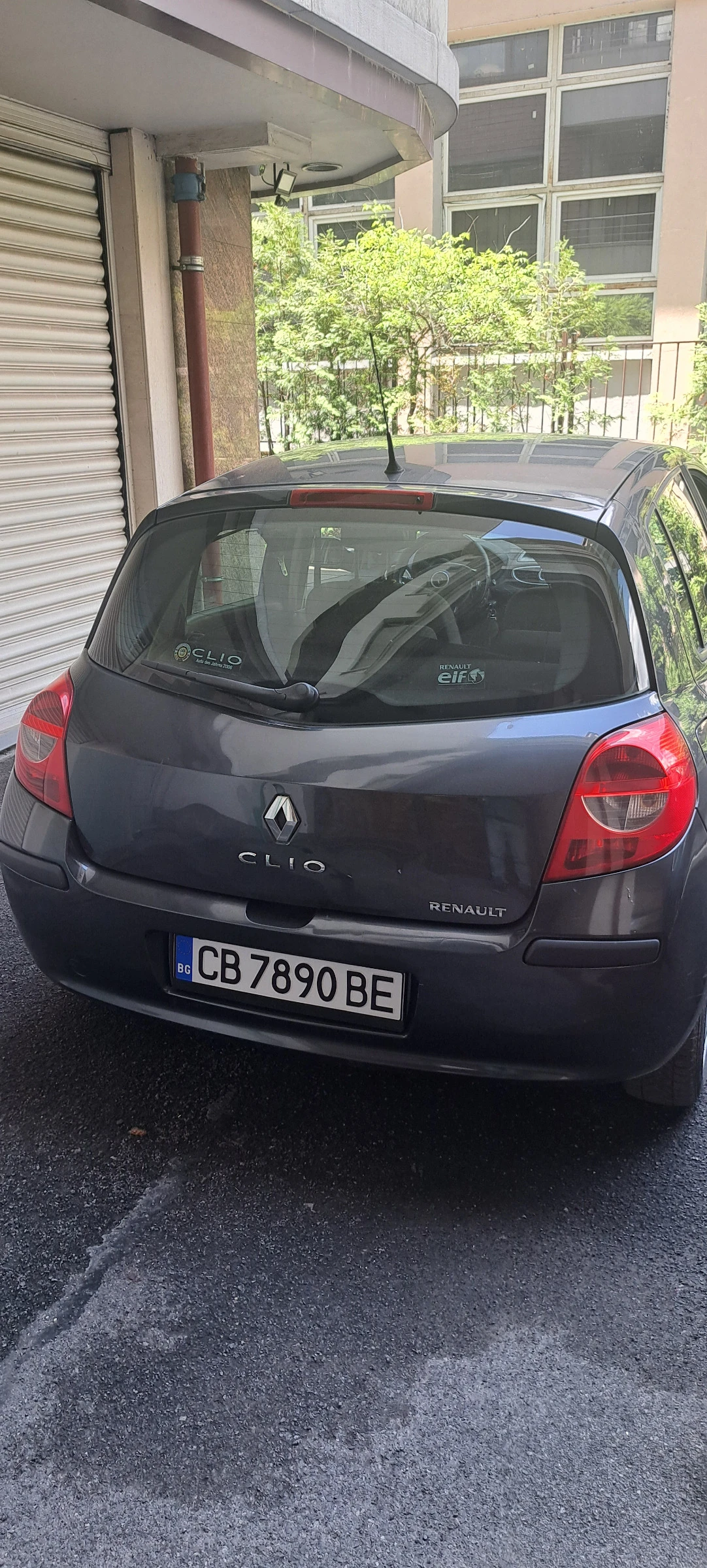 Renault Clio, снимка 3 - Автомобили и джипове - 55645515