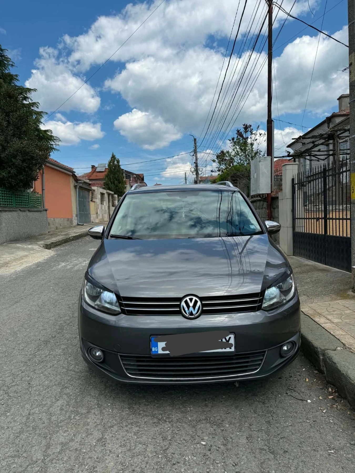 VW Touran, снимка 3 - Автомобили и джипове - 55903765