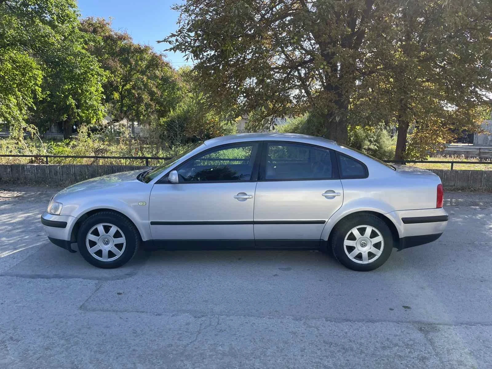 VW Passat 1.9TDi 110к.с., снимка 10 - Автомобили и джипове - 56009919