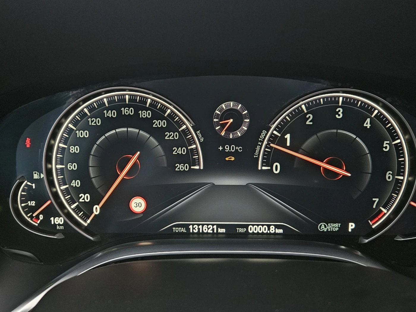 BMW 740 M-PK* ОБДУХ* МАСАЖ* 360* HUD* DIS* TV* SOFT-CLOSE*, снимка 9 - Автомобили и джипове - 56060258
