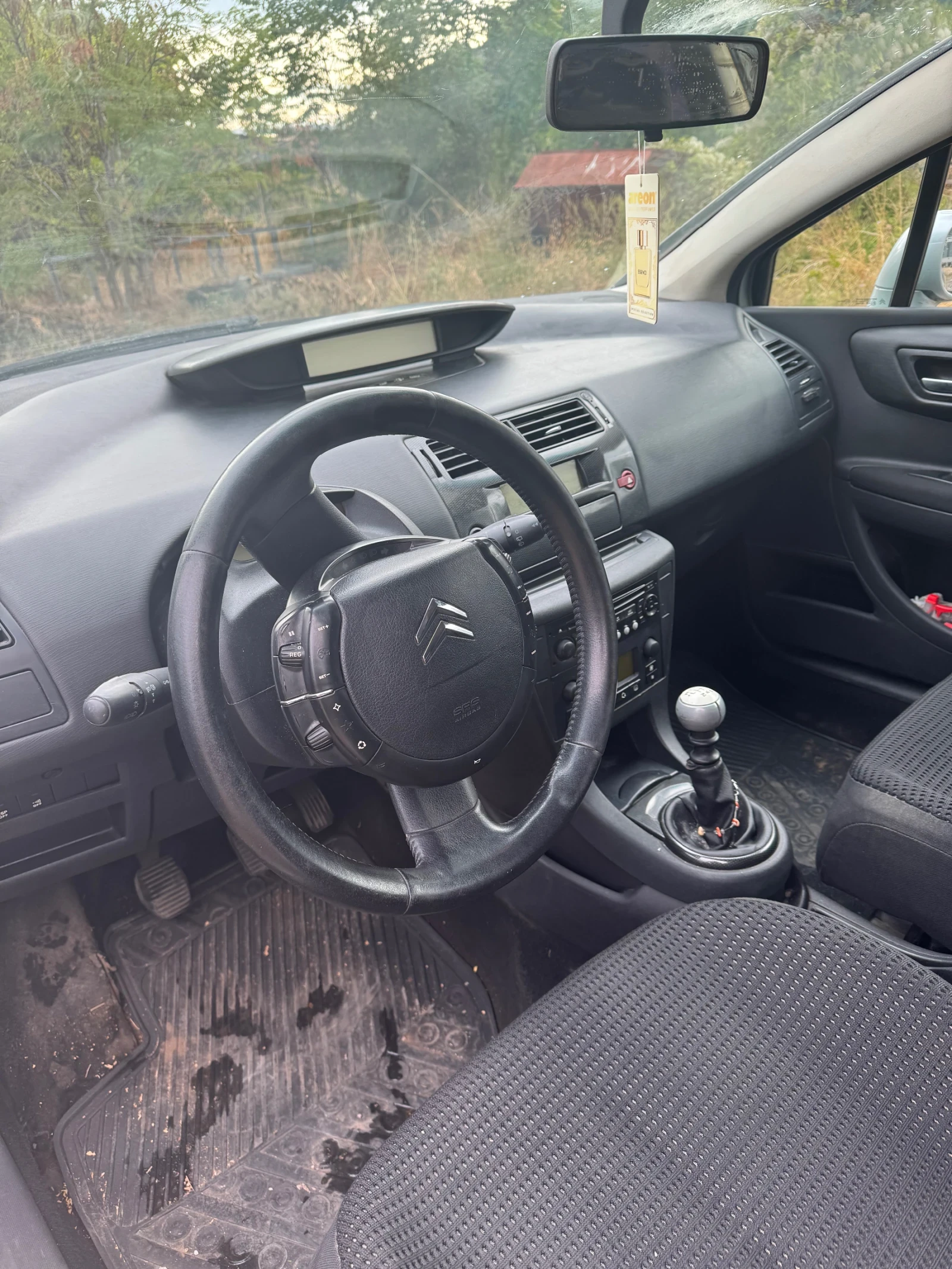 Citroen C4, снимка 8 - Автомобили и джипове - 56078551